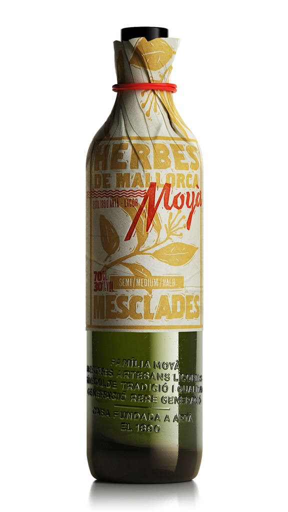 Moyŕ Herbes de Mallorca Mesclades  Licores Moyŕ Mallorca