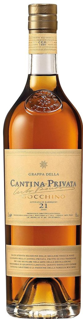 Grappa della Cantina Privata 21 Jahre in HK Bocchino Piemont