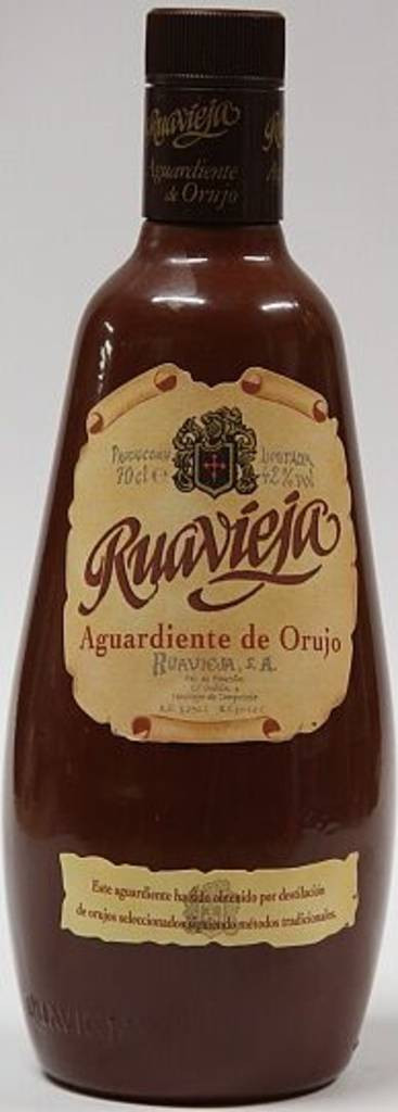 Ruavieja Aguardiente de Orujo 0,7L  Ruavieja Galicien
